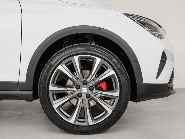 Renting SEAT Arona 1.0 TSI FR Special Edition 85 kW (115 CV) Ocasión 1