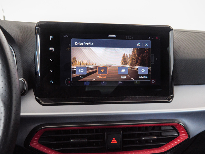 Renting SEAT Arona 1.0 TSI FR Special Edition 85 kW (115 CV) Ocasión 2