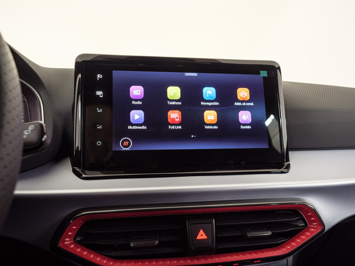 Renting SEAT Arona 1.0 TSI FR Special Edition DSG 85 kW (115 CV) Ocasión