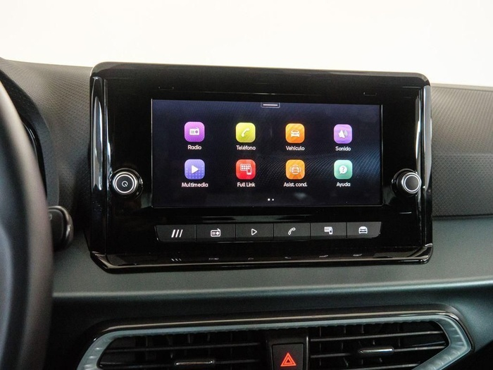 Renting SEAT Arona 1.0 TSI S&S Xperience XM DSG 85 kW (115 CV) Ocasión
