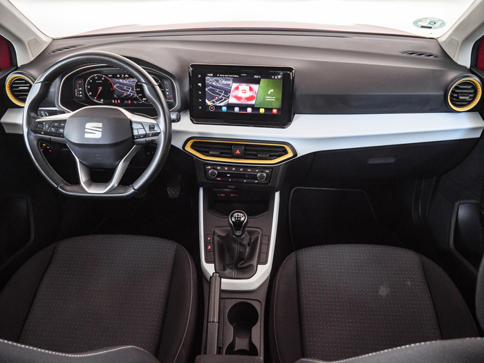 Renting SEAT Arona 1.0 TSI Style 81 kW (110 CV) Ocasión
