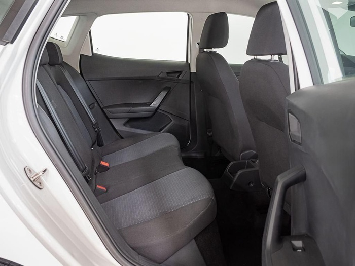 Renting SEAT Ibiza 1.0 MPI Style Salta 59 kW (80 CV) Ocasión