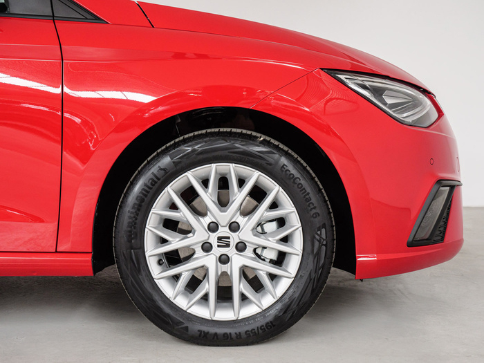 Renting SEAT Ibiza 1.0 TSI FR Plus 81 kW (110 CV) Ocasión