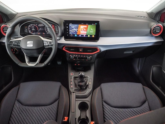 Renting SEAT Ibiza 1.0 TSI FR Salta 85 kW (115 CV) Ocasión