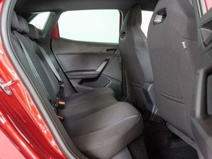 Renting SEAT Ibiza 1.0 TSI FR Salta 85 kW (115 CV) Ocasión
