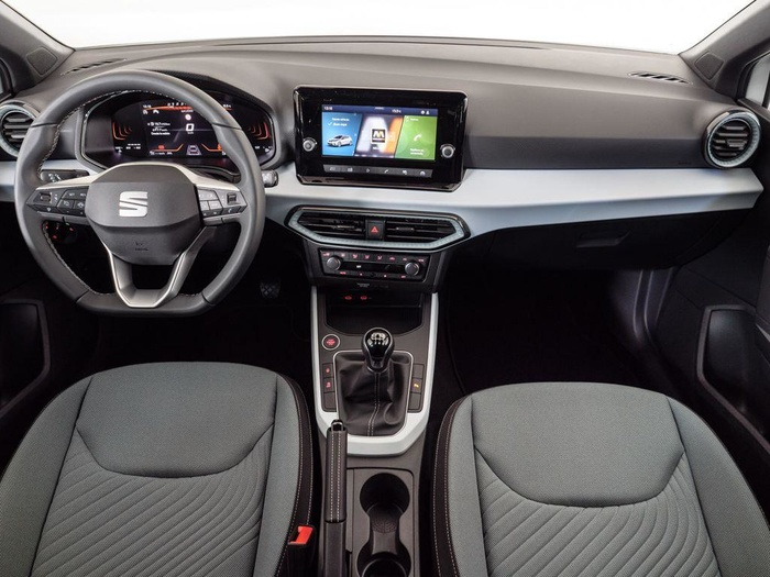 Renting SEAT Ibiza 1.0 TSI Special Edition 81 kW (110 CV) Ocasión