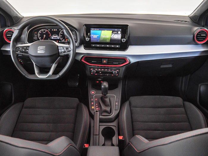 Renting SEAT Ibiza 1.5 TSI FR XL Edition DSG 110 kW (150 CV) Ocasión