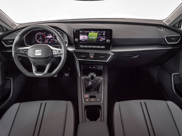 Renting SEAT León ST 1.5 TSI S&S Style Go 96 kW (130 CV) Ocasión