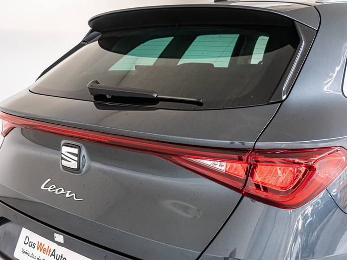 Renting SEAT León ST 1.5 TSI Style 25 Aniversario 85 kW (116 CV) Ocasión 1
