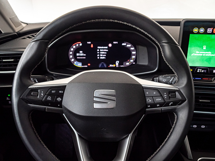 Renting SEAT León ST 1.5 TSI Style 25 Aniversario 85 kW (116 CV) Ocasión 2