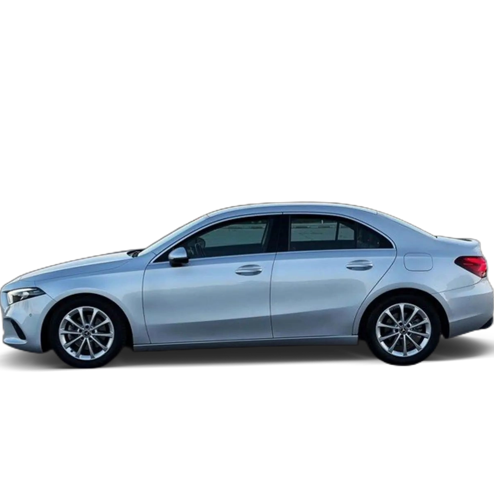 Mercedes-Benz A 200 Sedán 7G-DCT (4.75) Gris 2