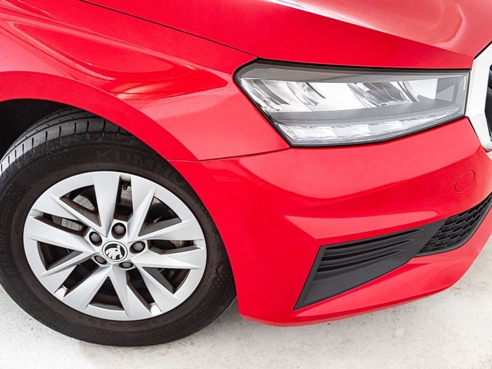 Renting Skoda Fabia 1.0 TSI Ambition 81 kW (110 CV) Ocasión