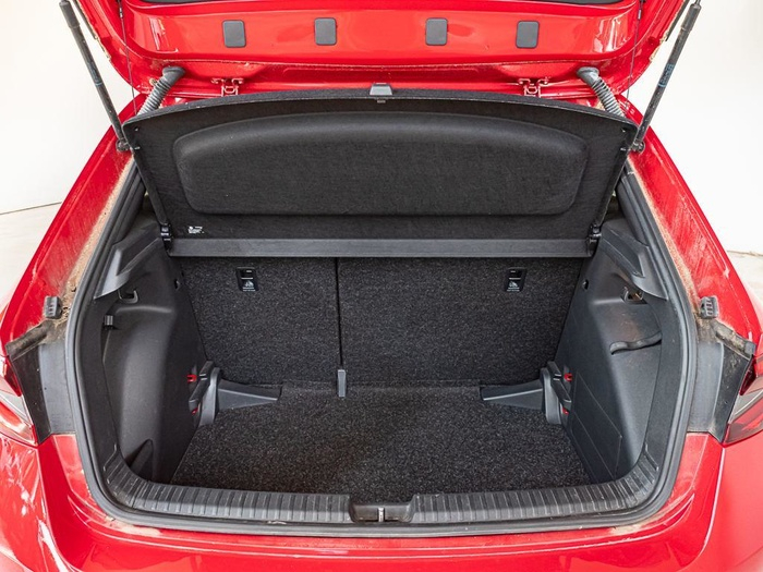 Renting Skoda Fabia 1.0 TSI Monte Carlo 81 kW (110 CV) Ocasión