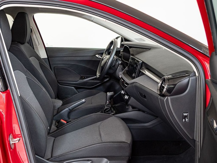 Renting Skoda Fabia 1.0 TSI Selection DSG 85 kW (115 CV) Ocasión