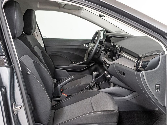 Renting Skoda Fabia 1.0 TSI Selection DSG 85 kW (115 CV) Ocasión 1