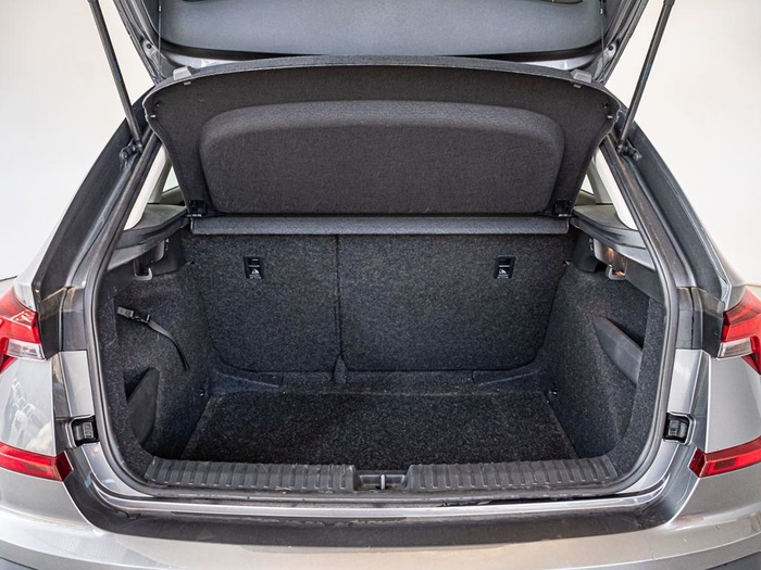 Renting Skoda Kamiq 1.0 TSI Essence 70 kW (95 CV) Ocasión