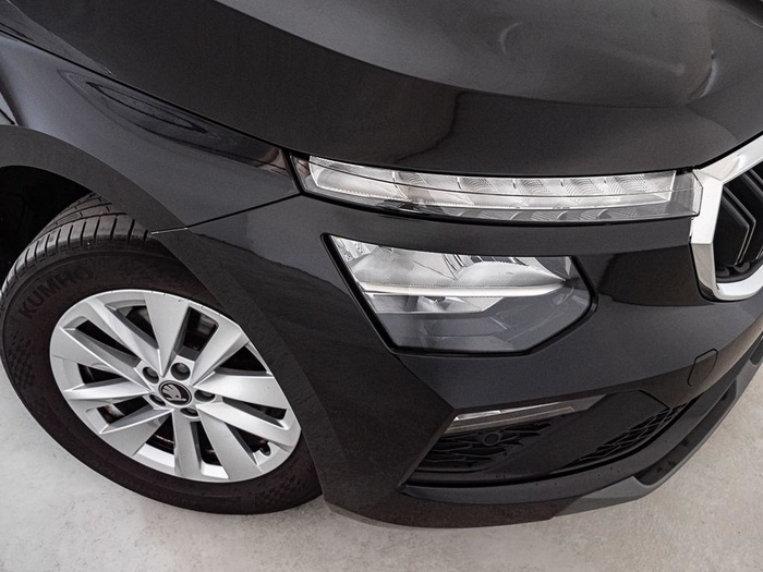 Renting Skoda Kamiq 1.0 TSI Selection DSG 85 kW (115 CV) Ocasión 1
