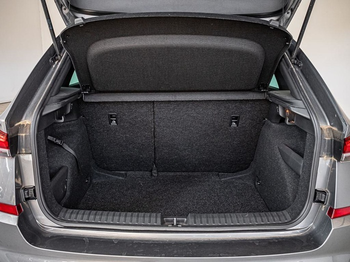 Renting Skoda Kamiq 1.0 TSI Style 81 kW (110 CV) Ocasión