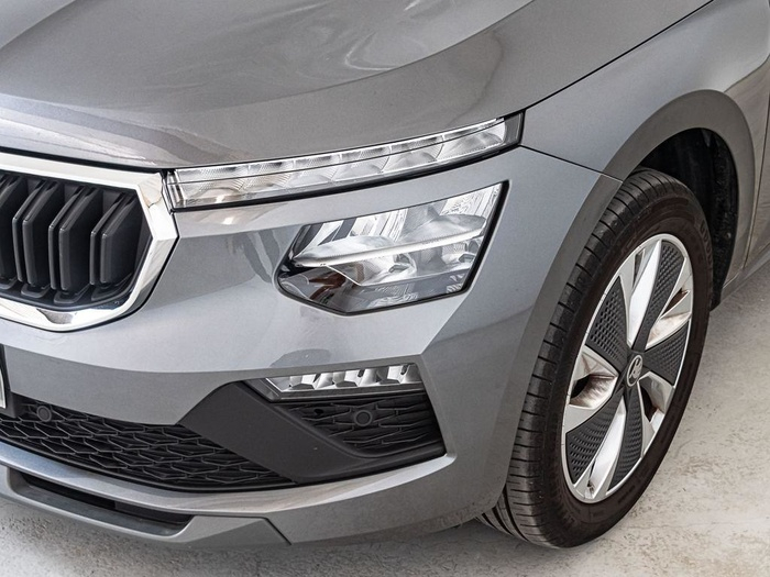 Renting Skoda Kamiq 1.5 TSI Selection DSG 110 kW (150 CV) Ocasión