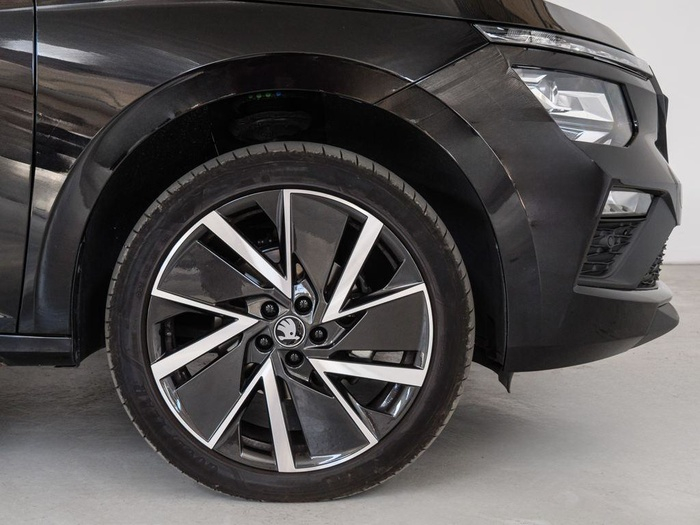 Renting Skoda Kamiq 1.5 TSI Sport DSG 110 kW (150 CV) Ocasión