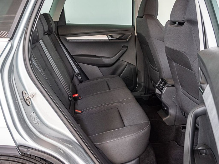 Renting Skoda Karoq 1.5 TSI ACT Selection DSG 110 kW (150 CV) Ocasión 1