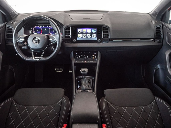 Renting Skoda Karoq 1.5 TSI ACT Sportline DSG 110 kW (150 CV) Ocasión 3