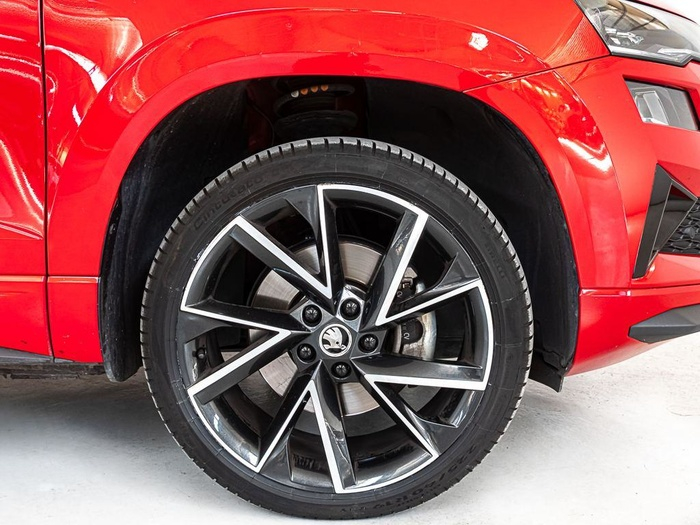 Renting Skoda Karoq 1.5 TSI ACT Sportline DSG 110 kW (150 CV) Ocasión 3