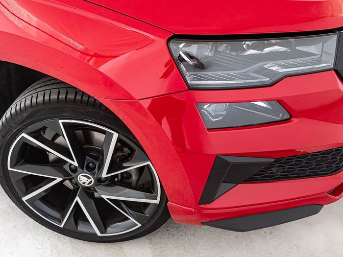 Renting Skoda Karoq 1.5 TSI ACT Sportline DSG 110 kW (150 CV) Ocasión 3