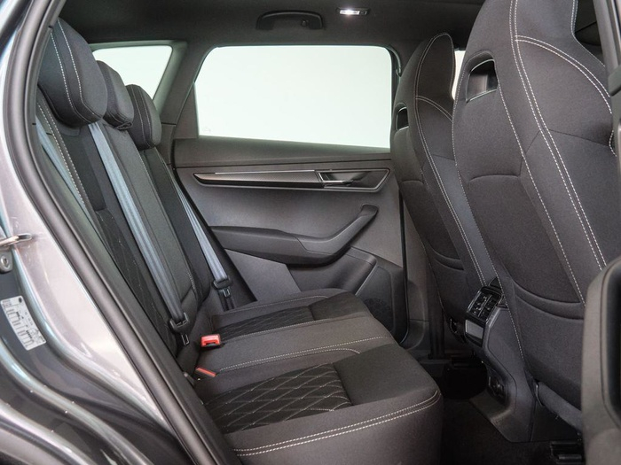 Renting Skoda Karoq 1.5 TSI ACT Sportline DSG 110 kW (150 CV) Ocasión 5