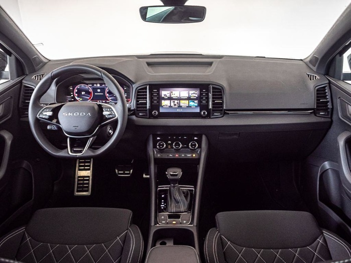 Renting Skoda Karoq 1.5 TSI ACT Sportline DSG 110 kW (150 CV) Ocasión 6