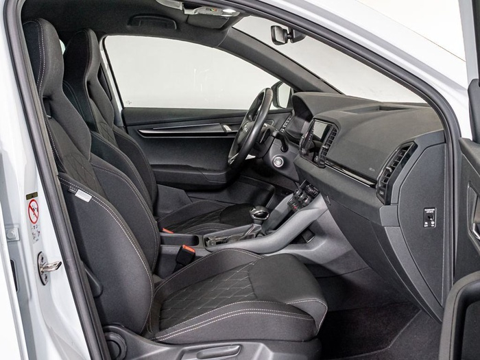 Renting Skoda Karoq 2.0 TDI Sportline DSG 110 kW (150 CV) Ocasión