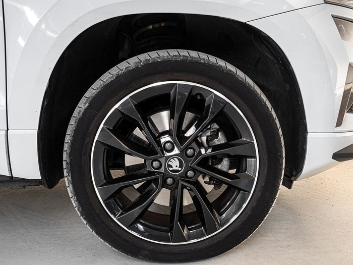 Renting Skoda Karoq 2.0 TDI Sportline DSG 110 kW (150 CV) Ocasión