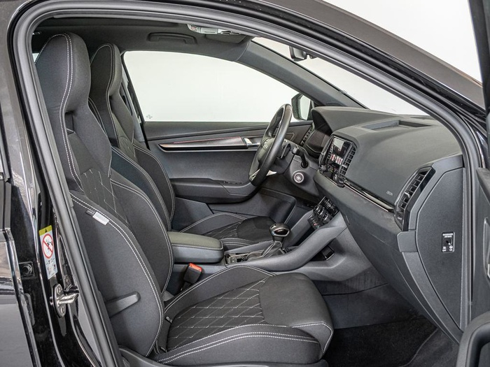 Renting Skoda Karoq 2.0 TDI Sportline DSG 110 kW (150 CV) Ocasión 2