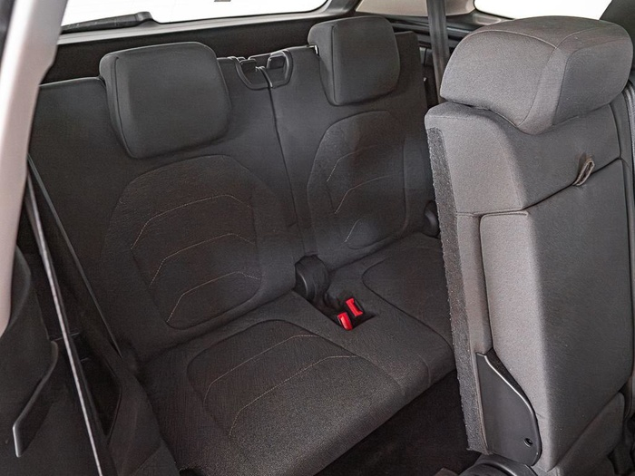 Renting Skoda Kodiaq 1.5 TSI m-HEV Selection DSG 110 kW (150 CV) Ocasión 7