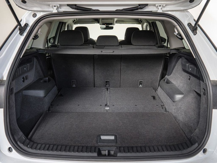 Renting Skoda Kodiaq 1.5 TSI m-HEV Selection DSG 110 kW (150 CV) Ocasión 13
