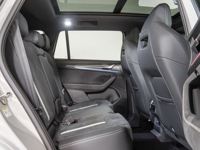 Renting Skoda Kodiaq 1.5 TSI PHEV Sportline 4×2 DSG 150 kW (204 CV) Ocasión