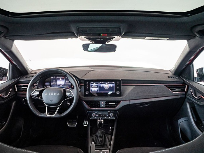 Renting Skoda Scala 1.0 TSI Design DSG 85 kW (115 CV) Ocasión 1