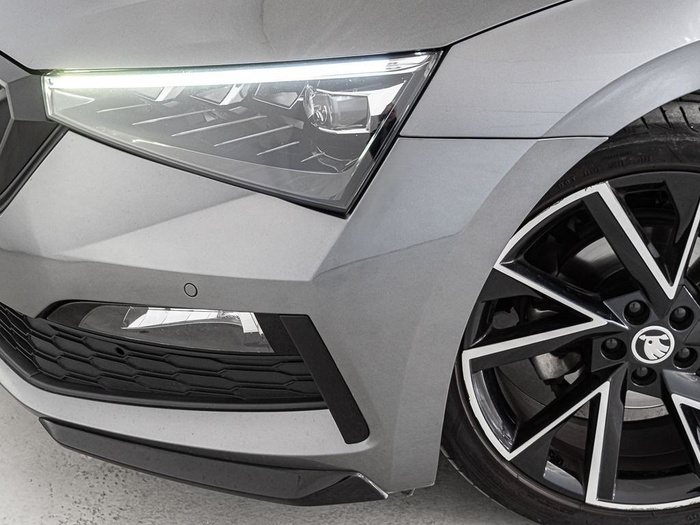 Renting Skoda Scala 1.0 TSI Montecarlo DSG 81 kW (110 CV) Ocasión