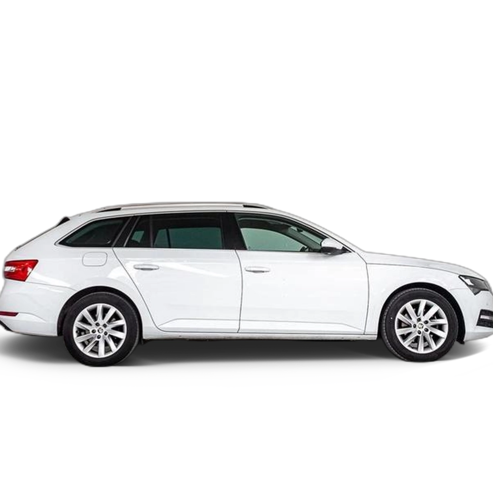 Renting Skoda Superb Combi 2.0 TDI Ambition DSG 110 kW (150 CV) Ocasión