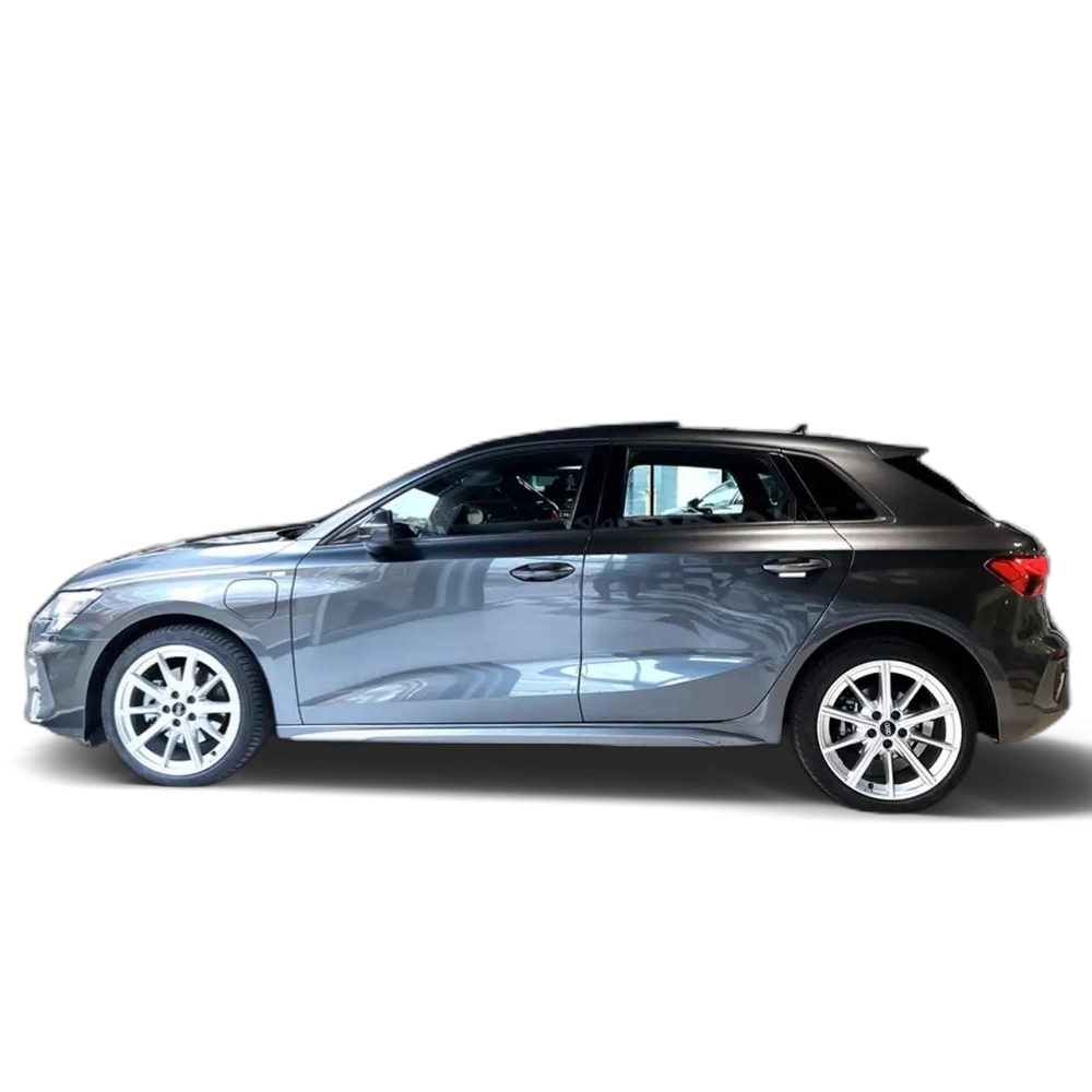 Renting Audi A3 Sportback 40 TFSIe S line S tronic Gris
