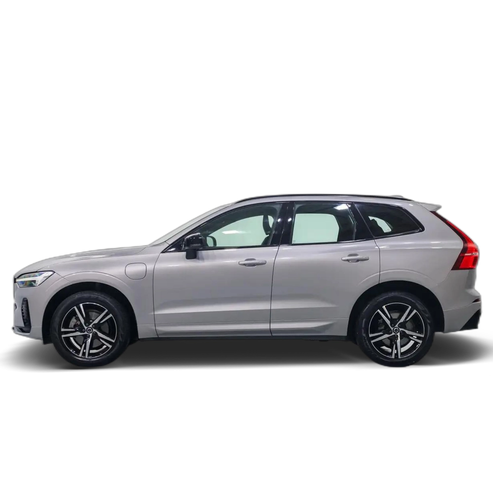 Volvo XC60 T6 Recharge Plus Dark Plateado