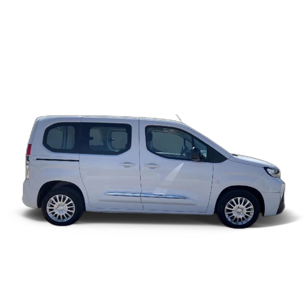 TOYOTA Proace City Van Larga 1.5D GX 130 1