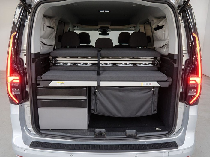 Renting Volkswagen Caddy California 2.0 TDI 75 kW (102 CV) Ocasión