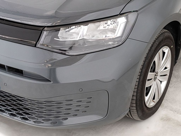 Renting Volkswagen Caddy Maxi Origin 1.5 TSI 85 kW (116 CV) DSG Ocasión 2