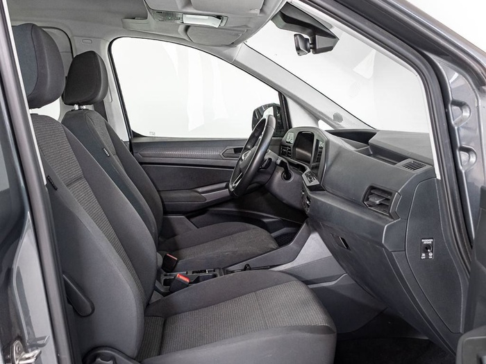 Renting Volkswagen Caddy Maxi Origin 1.5 TSI 85 kW (116 CV) DSG Ocasión 7
