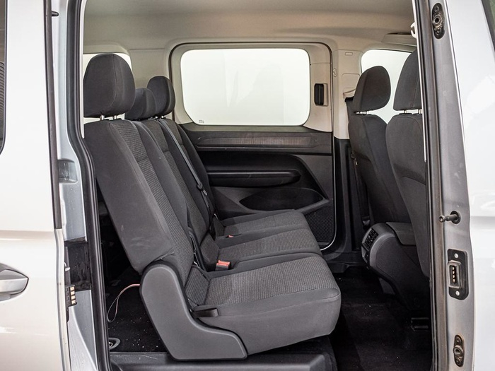 Renting Volkswagen Caddy Maxi Origin 2.0 TDI 75 kW (102 CV) Ocasión 1