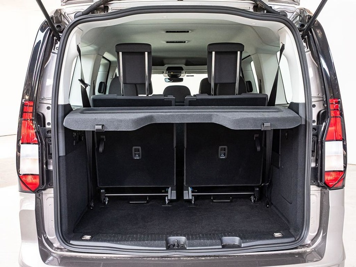 Renting Volkswagen Caddy Maxi Origin 2.0 TDI 90 kW (122 CV) DSG Ocasión 3