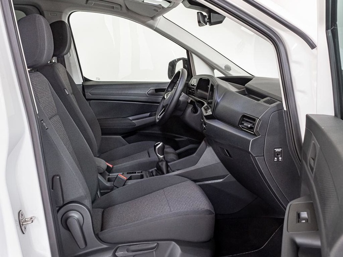 Renting Volkswagen Caddy Outdoor 2.0 TDI BMT 4Motion 90 kW (122 CV) Ocasión