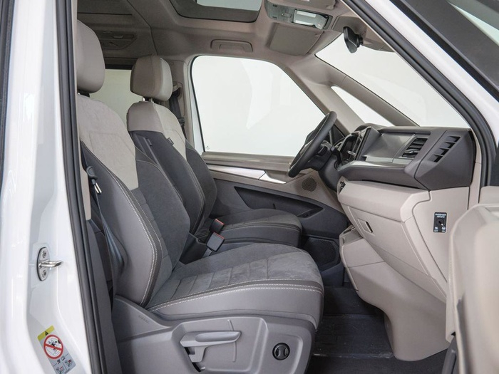 Renting Volkswagen Multivan Life Batalla Corta 1.5 eHybrid 4Motion 180 kW (245 CV) DSG Ocasión 1