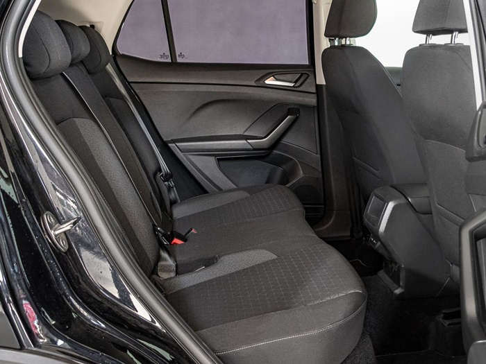 Renting Volkswagen T-Cross Advance 1.0 TSI 70 kW (95 CV) Ocasión